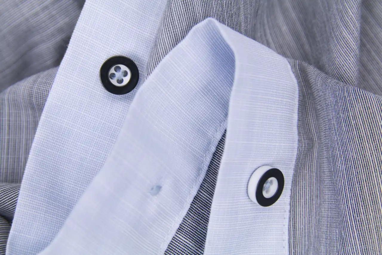 北京企业工装定制:厨师服与服务员服面料选型对比分析正文配图 1
