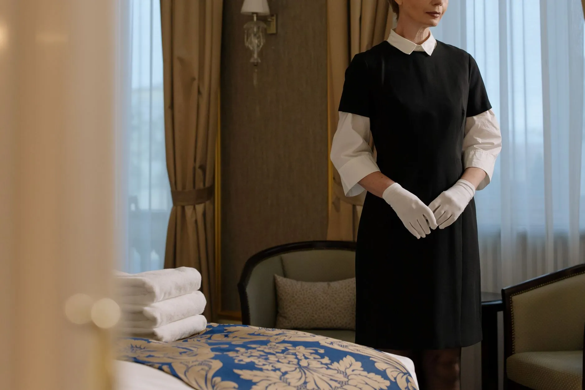 从厨师服到保洁服:物业公司制服配套方案的设计要点正文配图 1